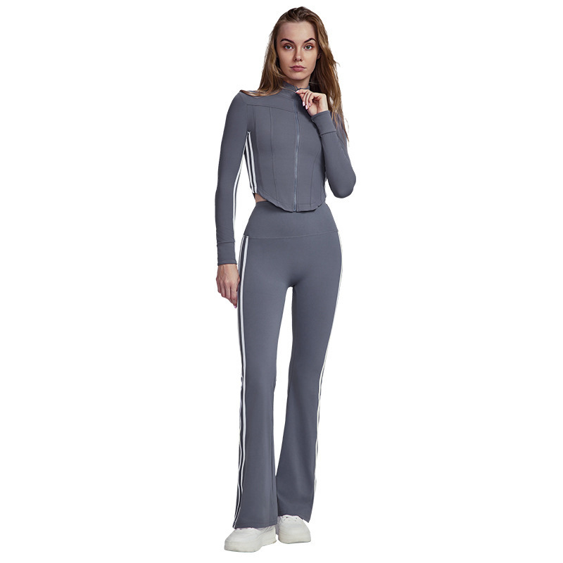 طقم رياضي نسائي مخطط لفصل الخر - مراجعة Yoga Fitness Jacket وسعره